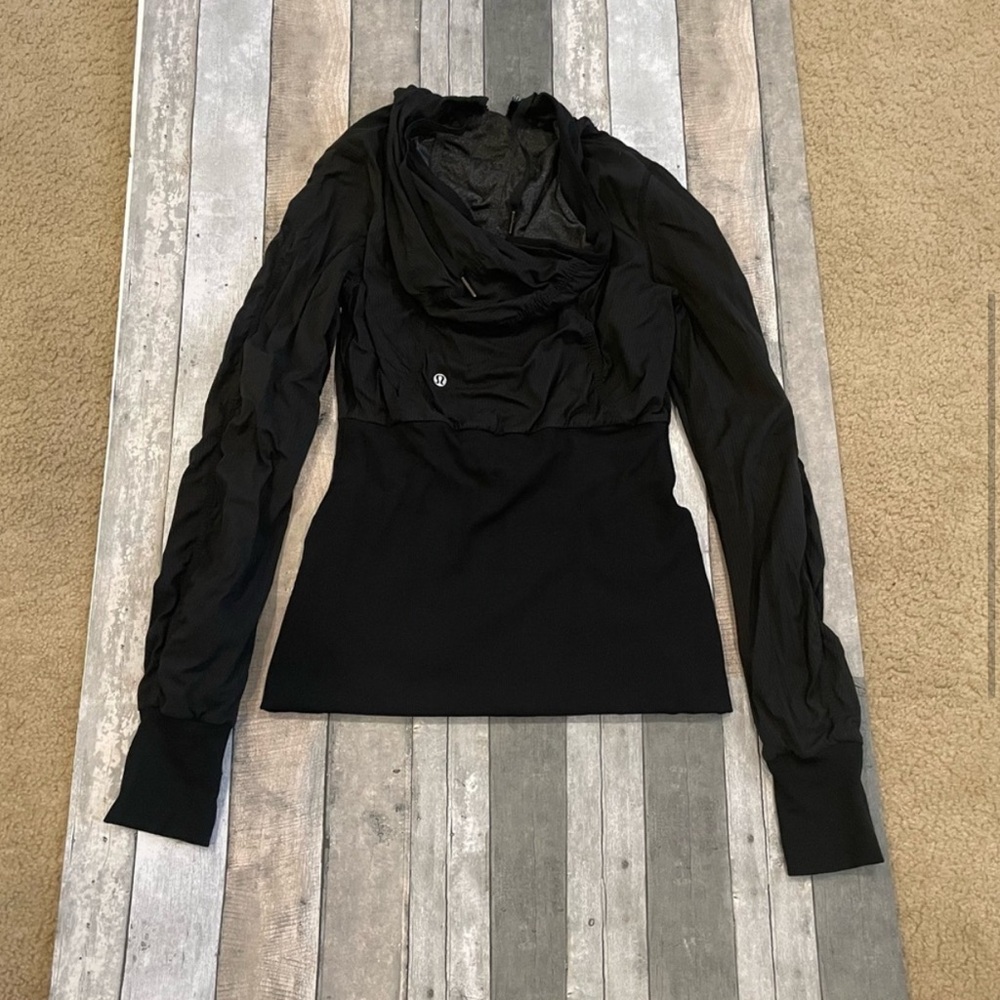 Lululemon size 8 dance inspire jacket: full zip w/ hood, black/grey